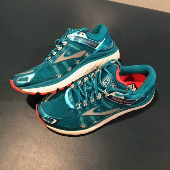 Transcend Brooks Tennis shoes - Picture 3 of 6